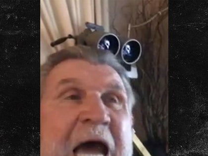 090817_mike_ditka_primary