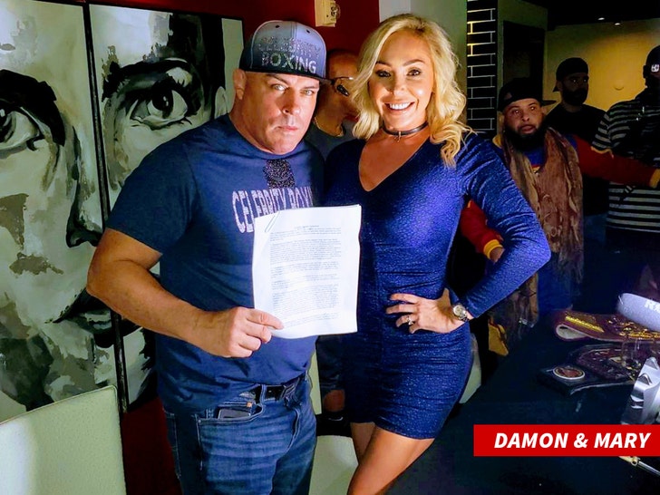 Mary Carey Signs Celebrity Boxing Deal, Fighting in April