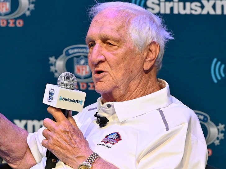 Gil Brandt, Legendary Dallas Cowboys Scout, Dead At 91