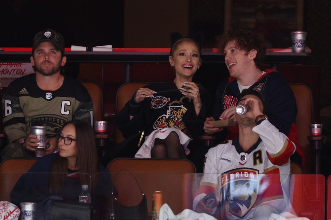 Ariana Grande And Ethan Slater Happier Times 4