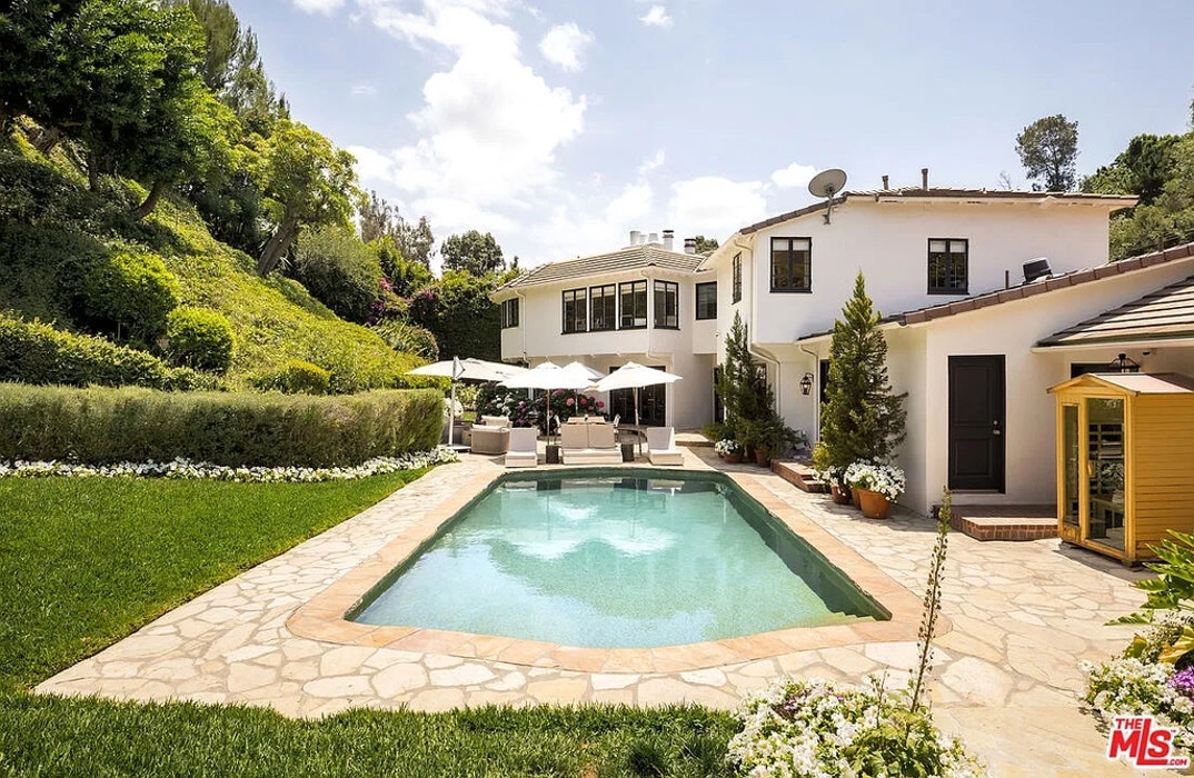 Sutton Stracke Bel Air Home 13
