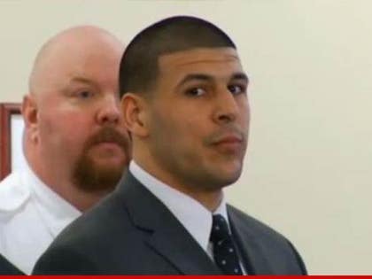 0415-aaron-hernandez-court-01