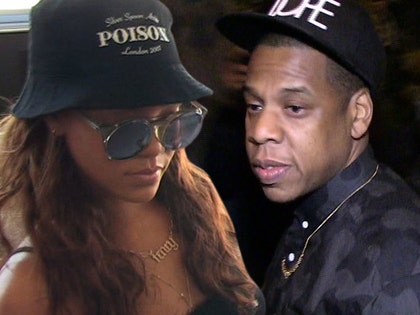 0607-rihanna-jayz-tmz