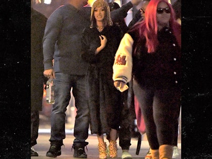 1210_Music-Video-in-NYC_SPLASH