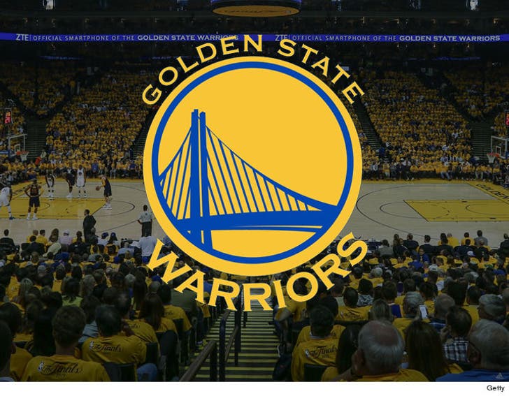 Golden State Warriors -- Players Coaches Donate To Oakland Fire :: 1207-golden-state-warriors-2b-3