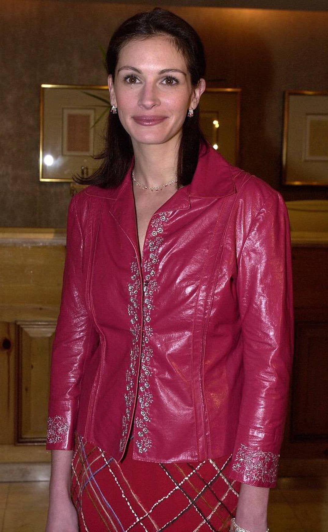 Julia Roberts Through The Years photos 17