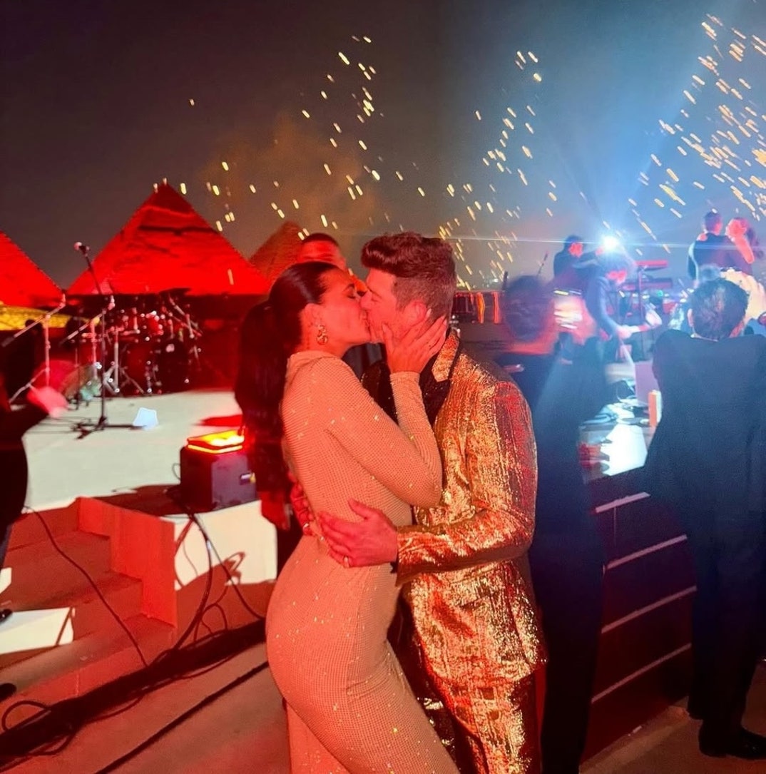 April Love Geary and Robin Thicke