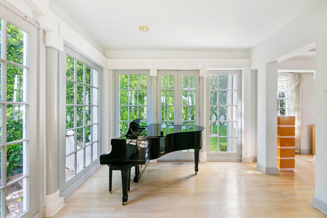 Richard Simmons Home Sale 4