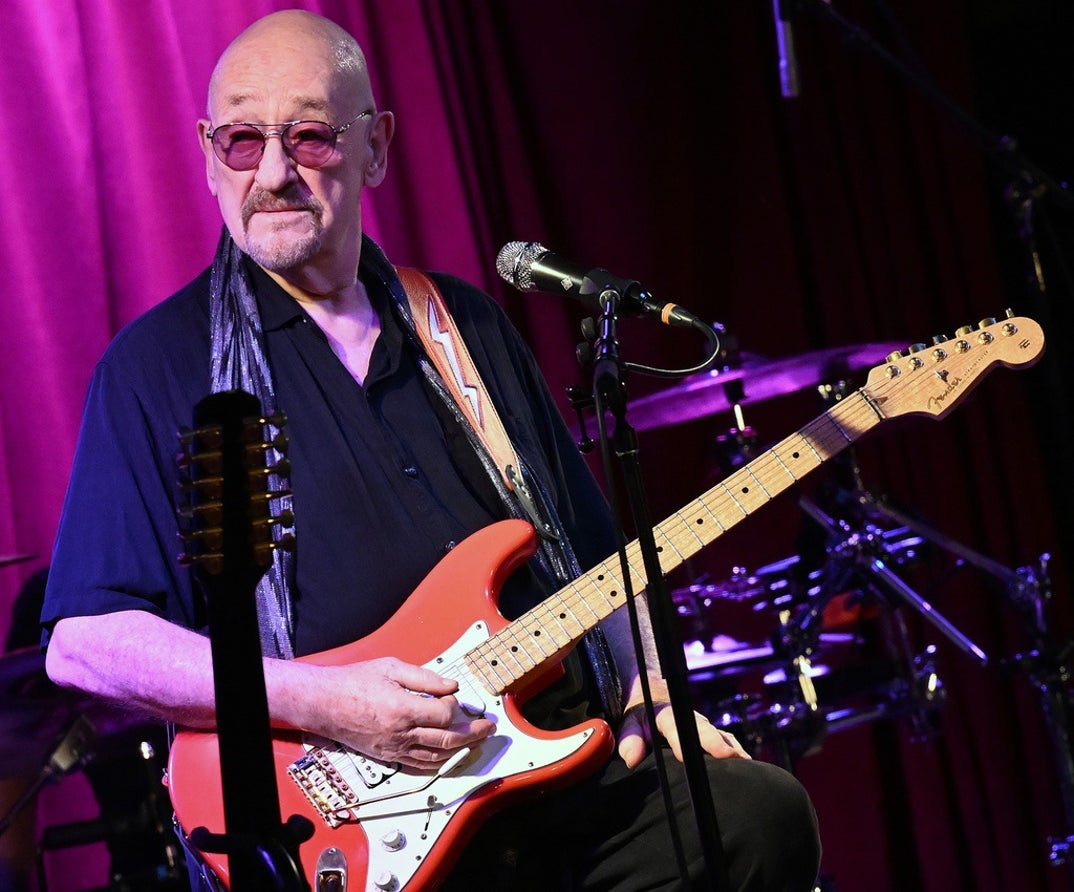 Remembering Dave Mason 9