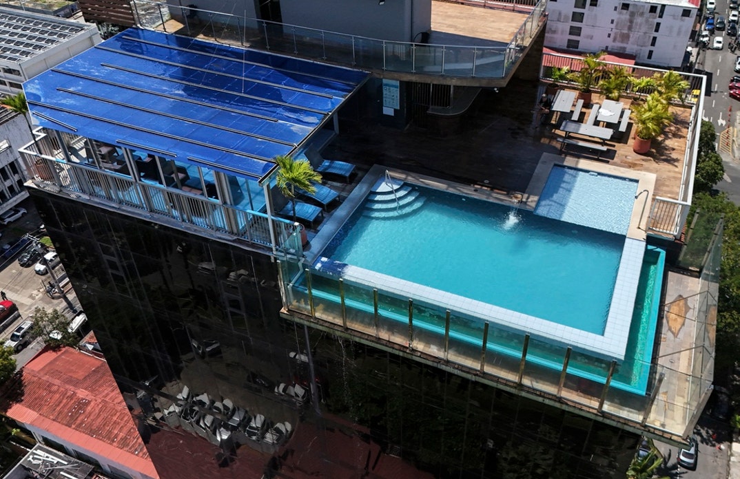 Panama 7.7 Earthquake Aftermath 4