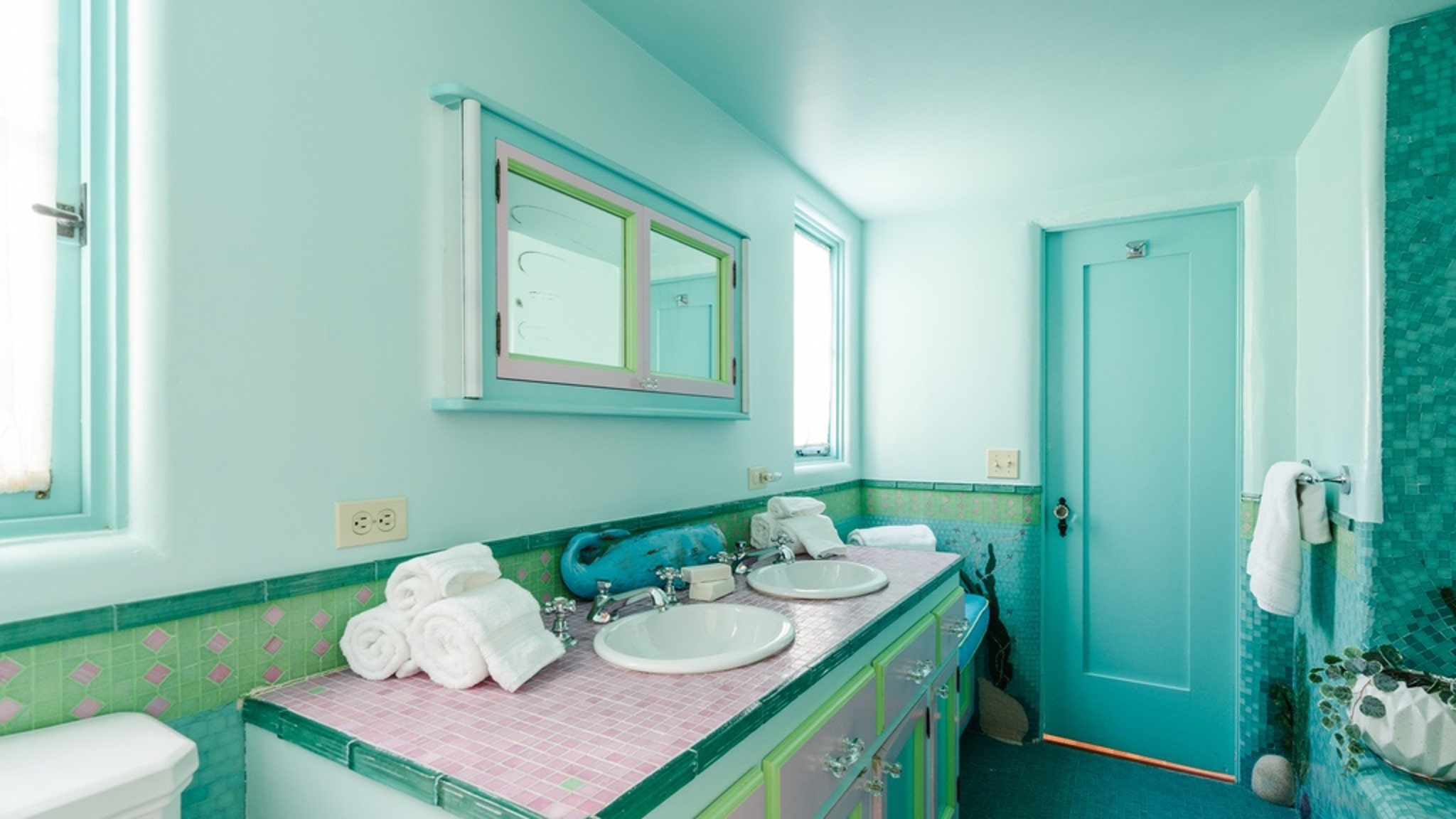 anthony-edwards-selling-dana-point-beach-house