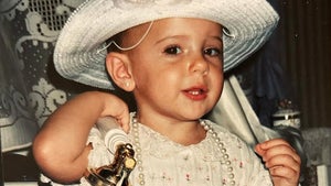 1105-brielle-biermann-cute-kids-primary_720