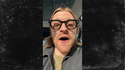 012626_finneas_o_connell_kal