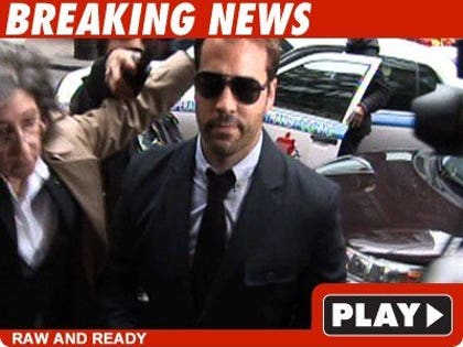 Jeremy Piven: Click to watch
