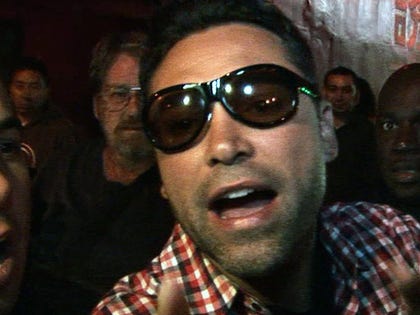 0910-oscar-de-la-hoya-tmz