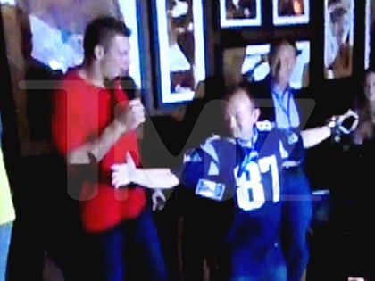 111113_rob_gronkowski_primary_wm