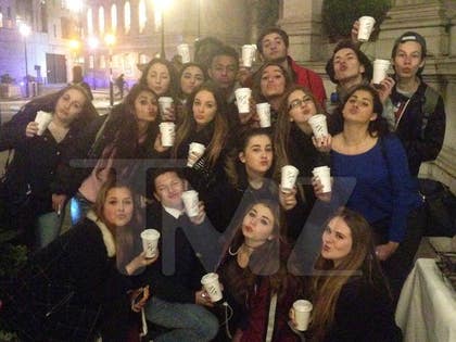 1202-ariana-grande-hot-chocolate-fans