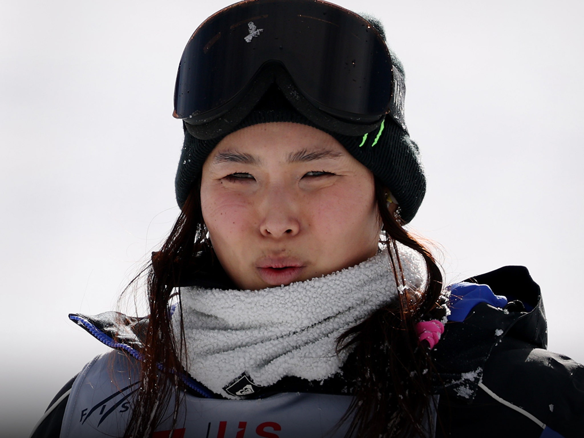 Image for Chloe Kim Confirms She Tore Labrum, Will Still Compete in Olympics