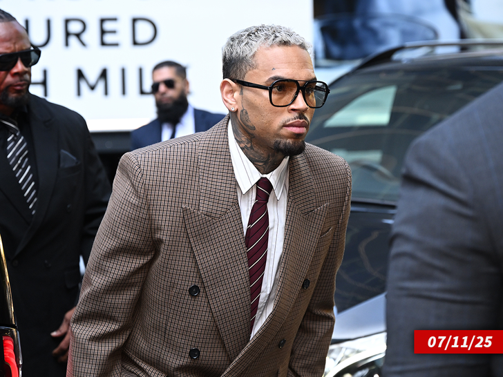 sub chris brown getty 1