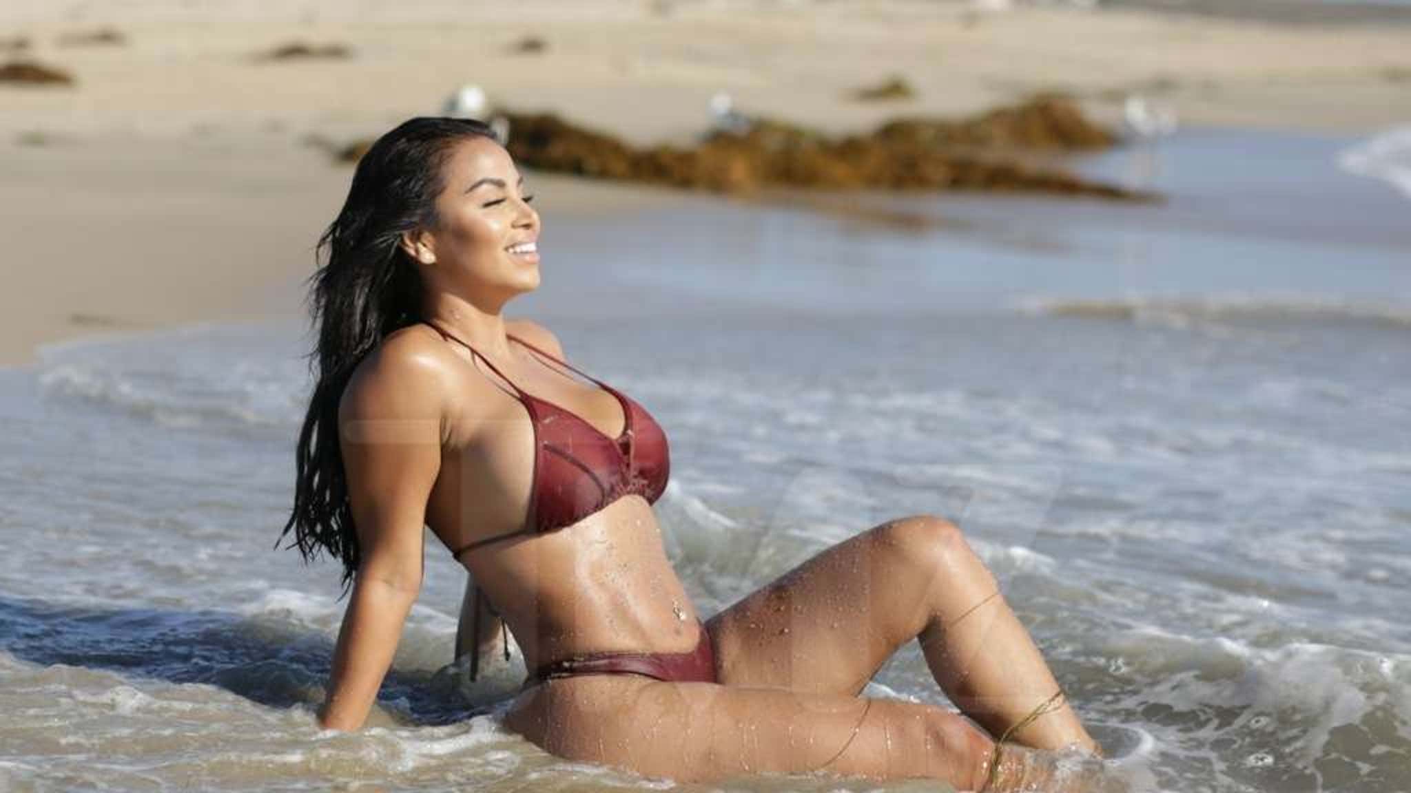 Dolly Castro Forum