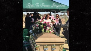 0206-jordyn-jordan-sparks-sister-funeral-snapchat-instagram-01