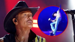 tim mcgraw fall getty 1