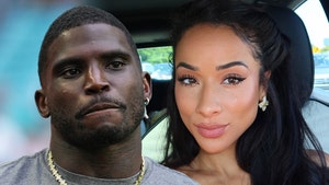tyreek hill and Keeta Vaccaro getty insta 1