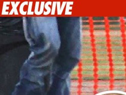 1119_david_beckham_ex_tmz_01