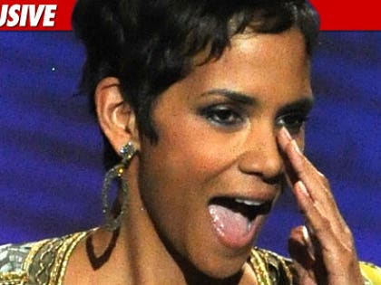 0711_halle_berry_EX_01