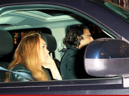 0922-lindsay-lohan-x17
