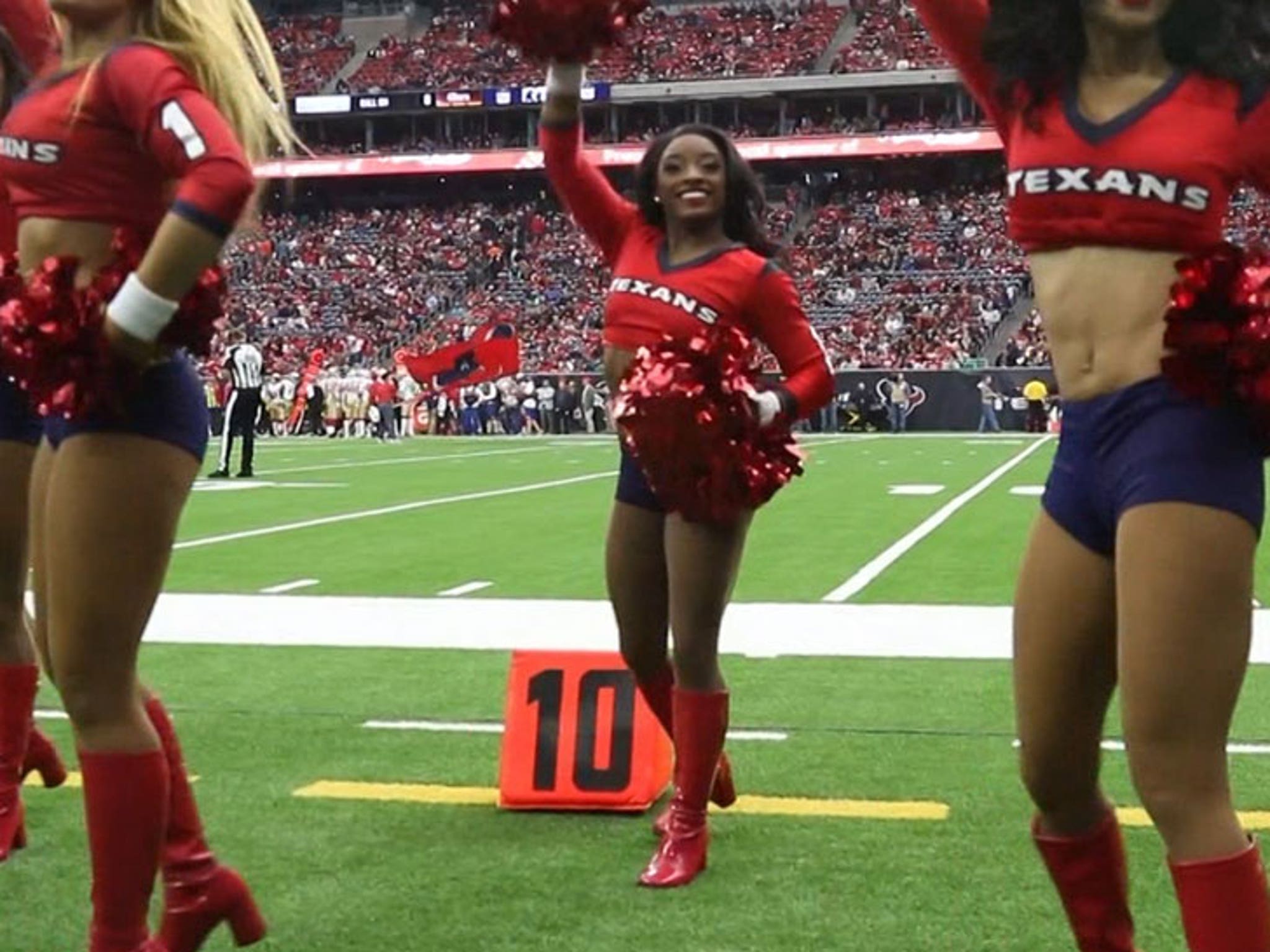 Simone Biles Crushes Texans Cheerleading Debut, Mostly