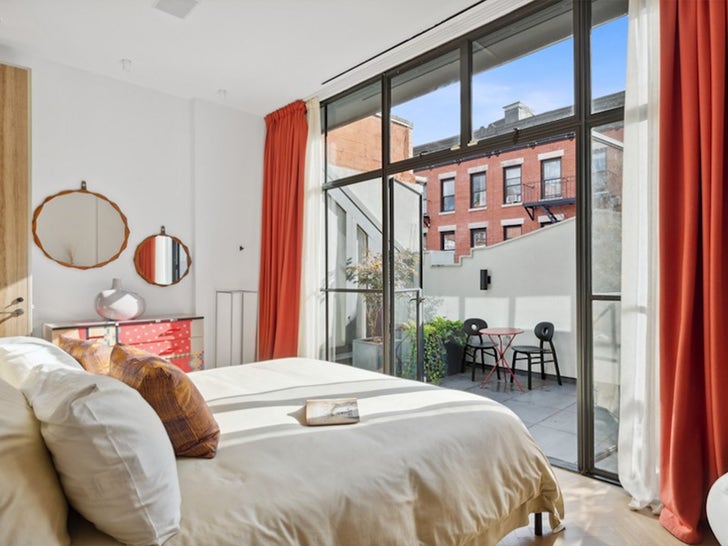 Taylor Swift 'Cornelia Street' NYC Townhouse Now For Sale