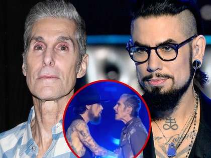 Dave Navarro Perry Farrell getty comp