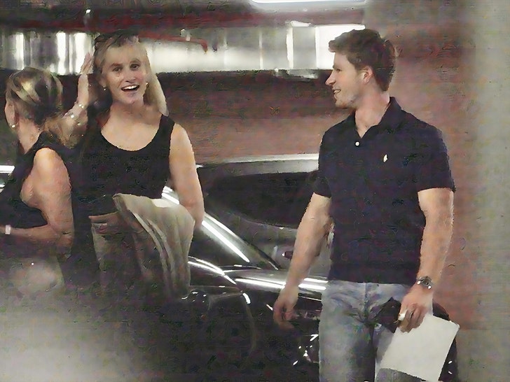 Robert Irwin e Ashleigh Scully backgrid 1