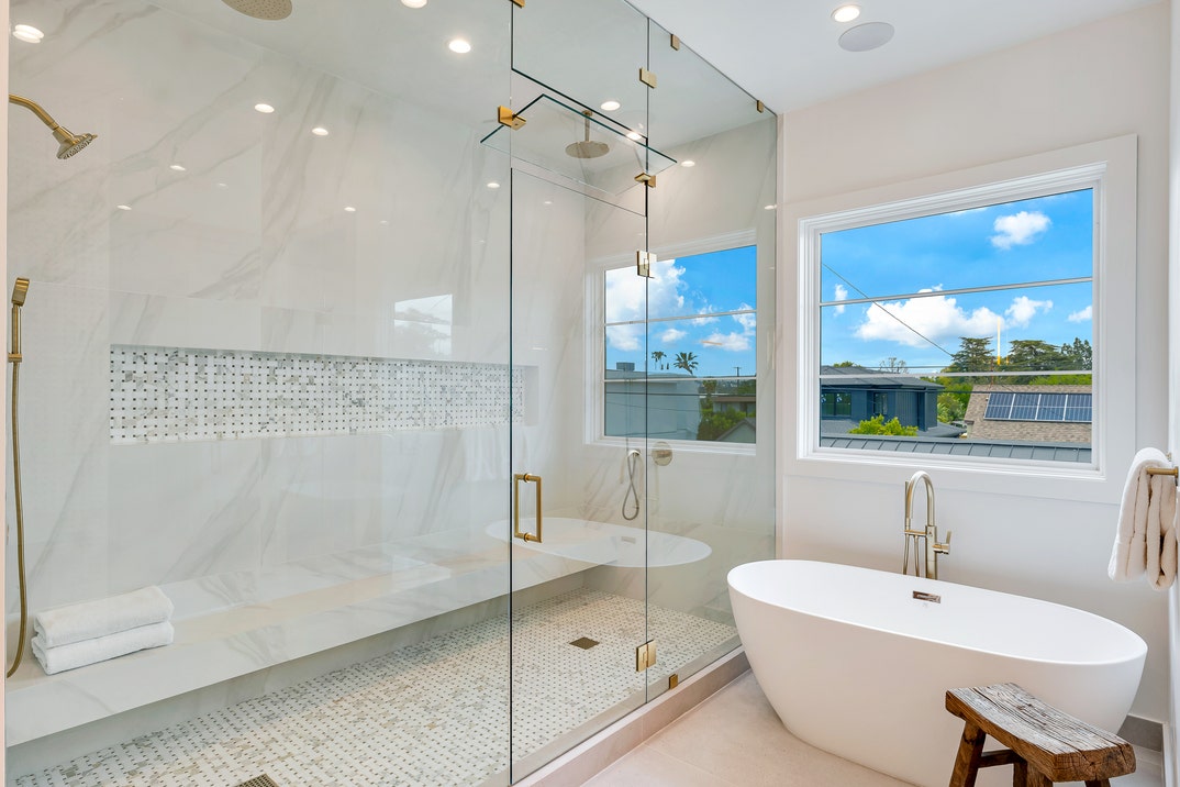 Allison Holker home 27