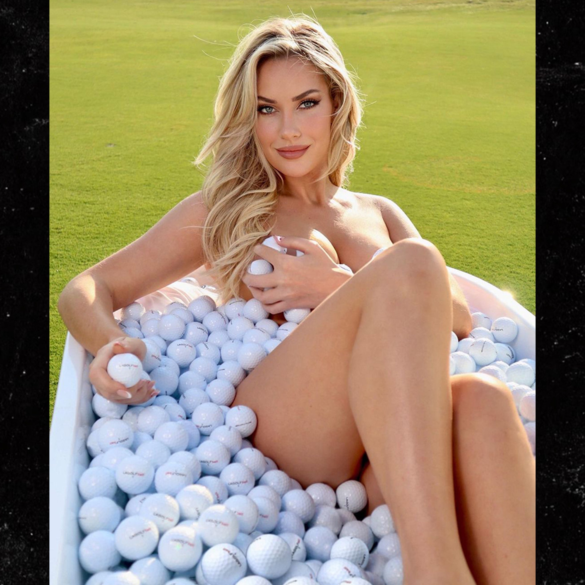 Golf Star Paige Spiranac Poses Naked In Tub Full Of Balls, Jan Stephenson Style!