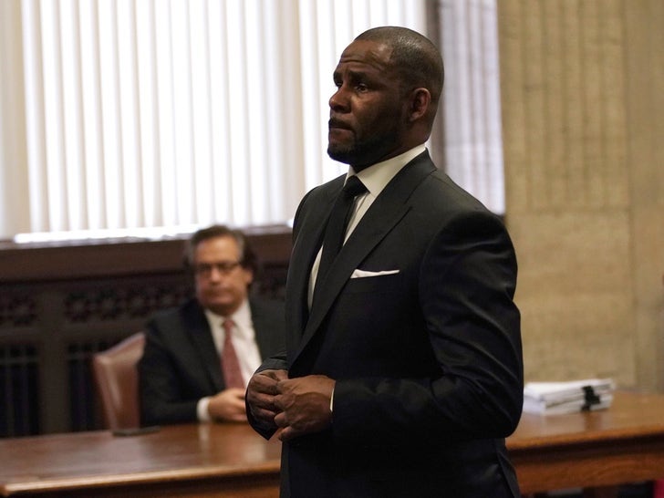 R. Kelly in Cook County Court