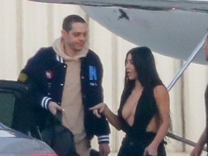 Kim Kardashian and Pete Davidson Return to LA After Bahamas Trip photos 1 6