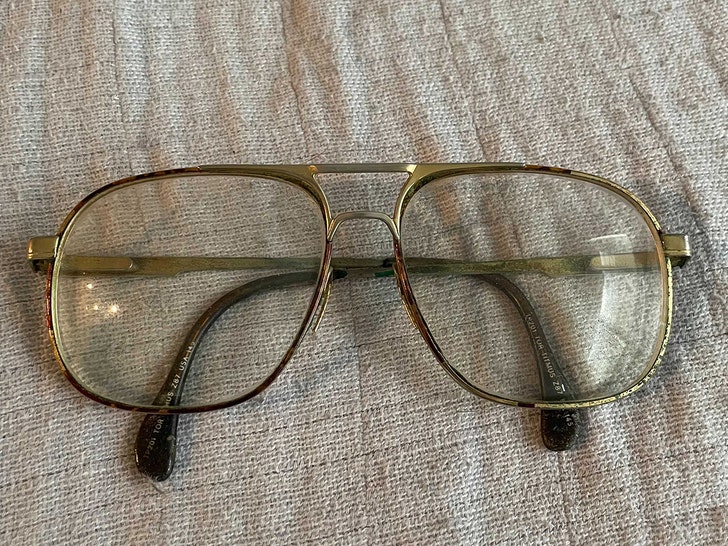 óculos de sol Jeffrey Dahmer