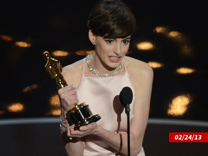 Anne Hathaway 85th Annual Academy Awards