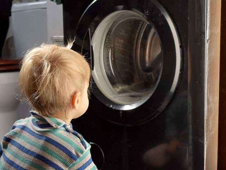 4 year old dies clothes dryer getty 1