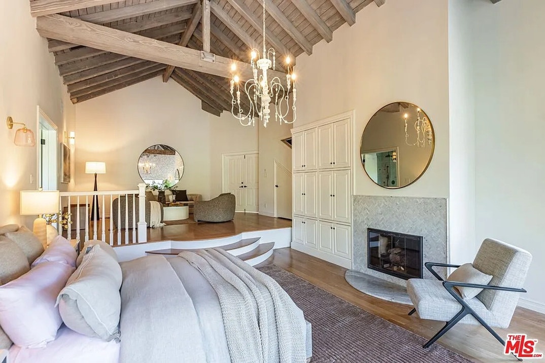 Selena Gomez Encino Home 4