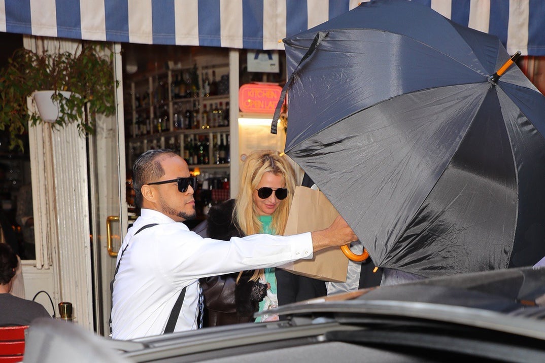 Britney Spears Scarf Cover NYC 1