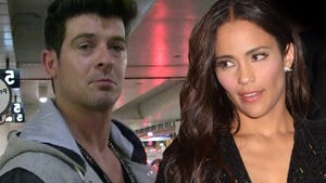 Robin Thicke -- Desperate Flight to Canada To Save Marriage