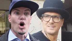 Vanilla Ice Gets Freaked Out At Zak Bagans' Haunted Museum