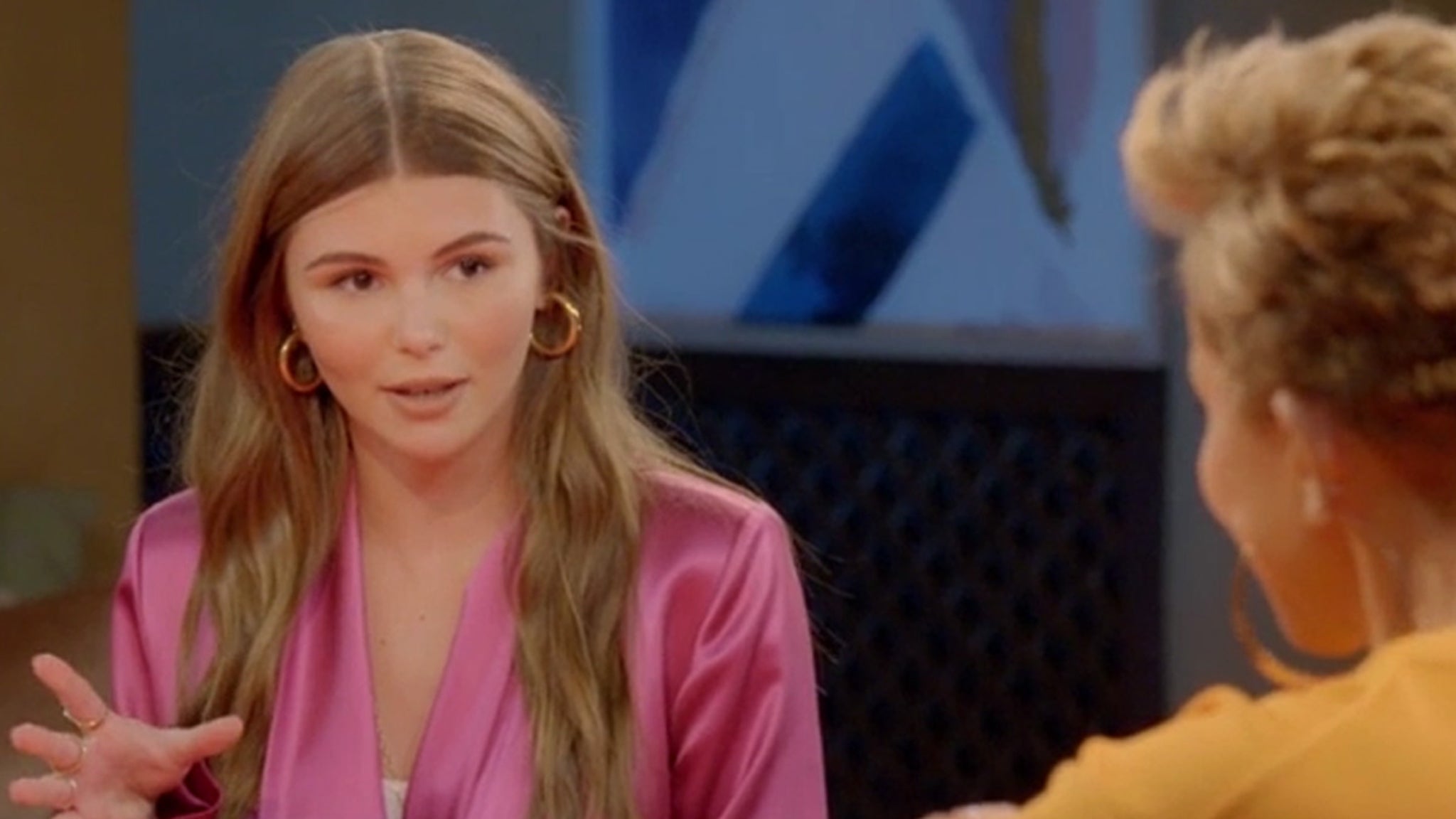 Olivia Jade Confronted About College Admissions Scandal On Jadas Red