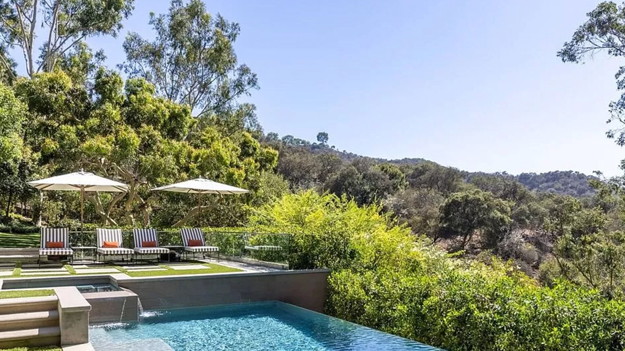 Katy Perry Lists Beverly Hills Home for .475 Million