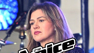 kelly clarkson the voice shutterstock main