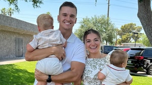 Matt Howard and Abby Howard insta 1
