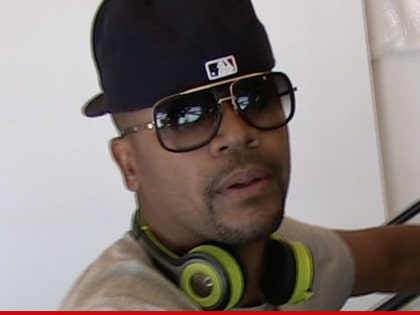 0820-columbus-short-tmz-01